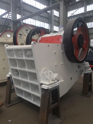 Symons Cone Jaw Crusher Machine Europe Type Rock Hammer Crusher C125