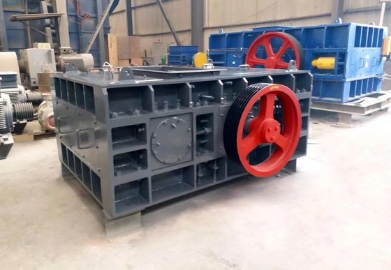 Ore Two Double Roller Crusher 70 T/H 600mm Toller width For Sand Making