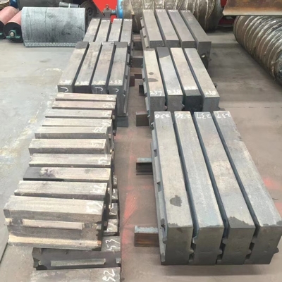 Spider Frame Crusher Machine Parts , High Chromium Hammer Crusher Spare Parts