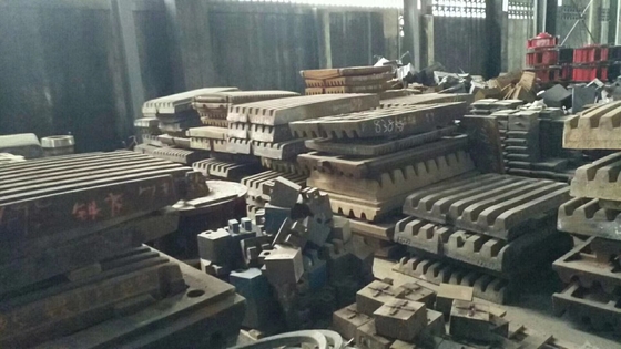 H3244 Jaw Stone Crusher Spare Parts Manganese Crusher Liners For Crushing Rock