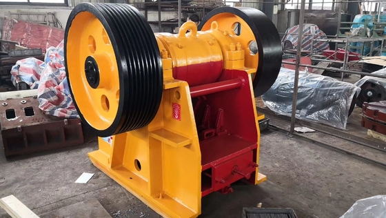 Yellow and White Shanbao Crusher PE series and 10 X 36 Jaw Crusher Stone Gray Mining Rock Crusher Construction