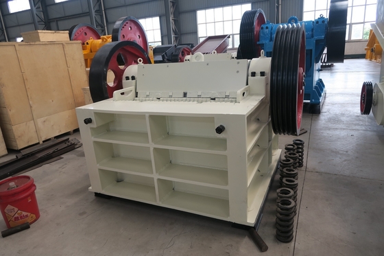 Custom Jaw Crusher Machine Larger Capacity PE400*600 Limestone Rock Crusher For Quarry
