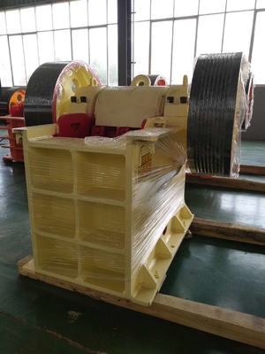 Sandstone Rock Small Jaw Rock Crusher Machine 50 - 100TPH