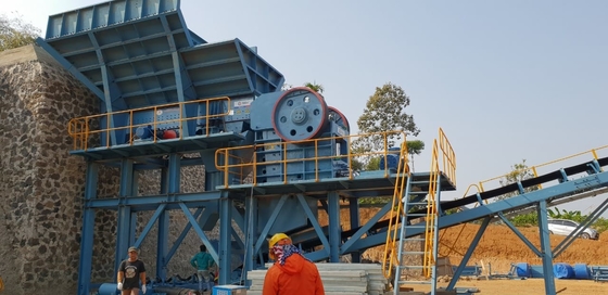 Gravel Stone Jaw Crusher Machine Eccentric Shaft 55Kw PE500 x 750 Mobile