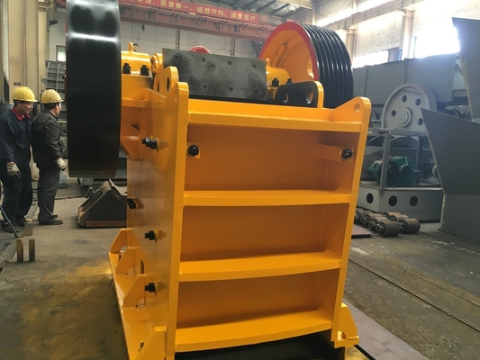 Tracked Compact Jaw Crusher Coarse Primary Stone Iron Ore Mobile Crusher For Quarry Plants