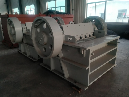Limestone Mobile Jaw Crusher Machine 8474209000 PE Mining Stone Crushing Equipment
