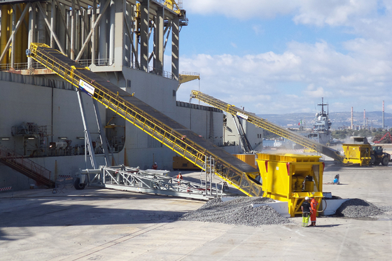 Multi Function Stacking Transfer Belt Conveyor B650 Bulk Ship Carrier Loading Unloading
