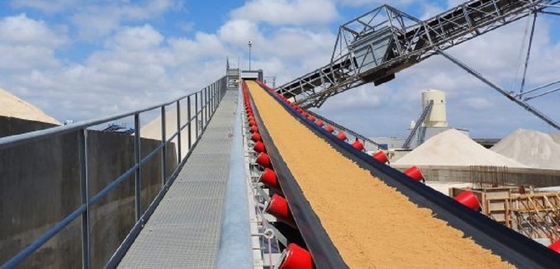 Vehicle Truck Loading Transfer Belt Conveyor 3000 TPH Inclined Container Mining Quarry
