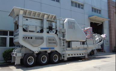 210 TPH Mobile Crusher Machine 75Kw Portable Jaw Crusher For Mountain Stone Crusher Line