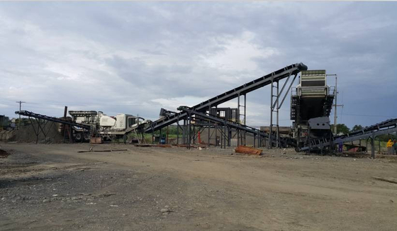 PEW760 130.2Kw Coal Crushing And Screening Plant Portable Jaw Crusher Mobile