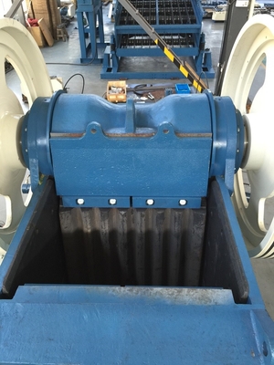V Gravity Single Toggle Primary Jaw Crusher Machine With High Capacity CJ1211
